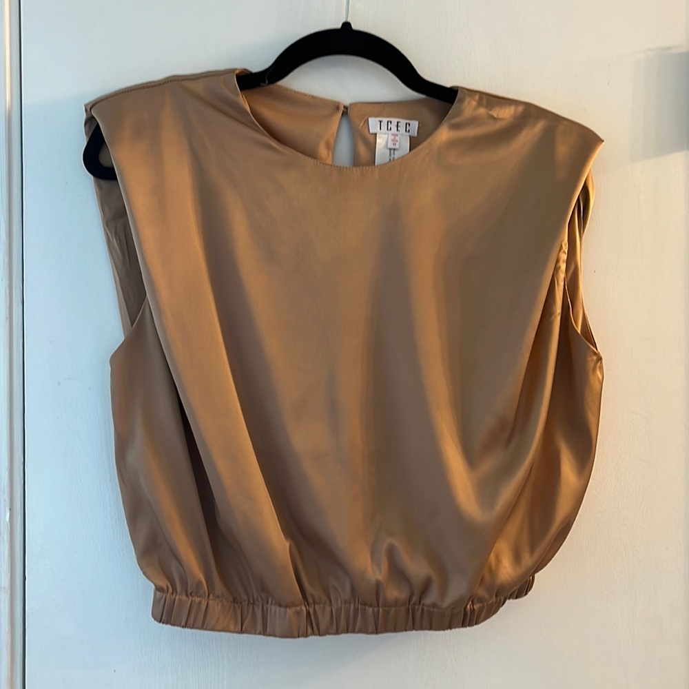 TCEC gold sleeveless shoulder pad blouse with elastic hem size medium!!
